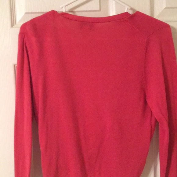 Knot front crop sweater. - Picture 2 of 3